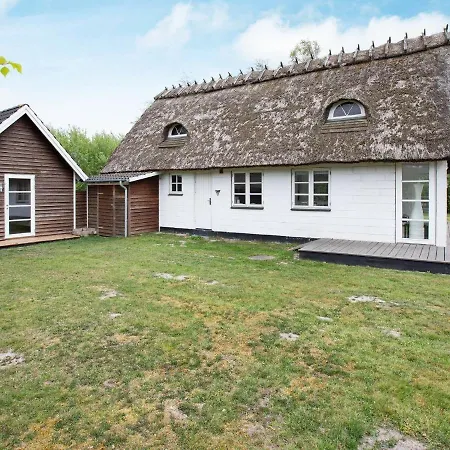 Exquisite Holiday Home In Lolland With Terrace * Rødby